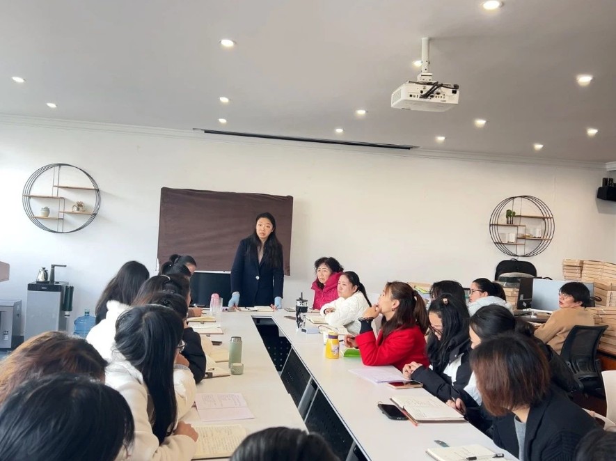 海泰财务 | 2025新年第一个业务培训会